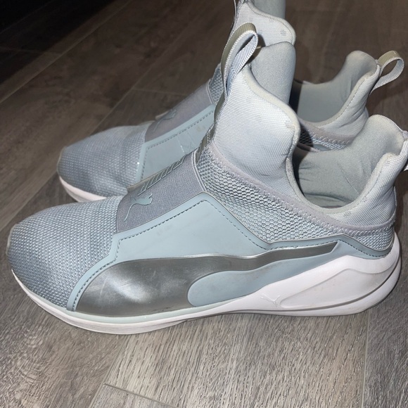 Puma shoes - Picture 2 of 7